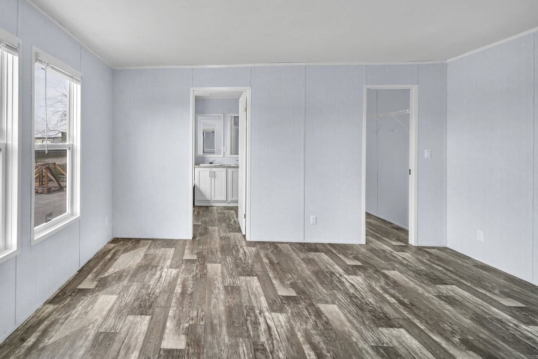 Alamo lite 16763r interior home features