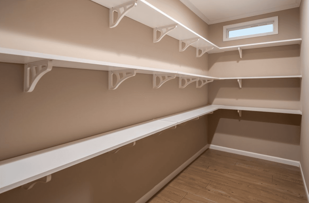 The mclemore interior home features