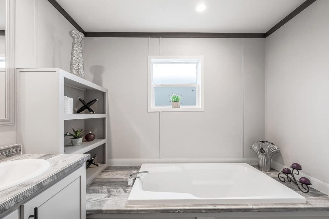 Canal bathroom home features