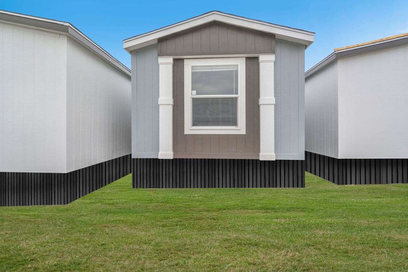 Verde ranch 14602n exterior home features