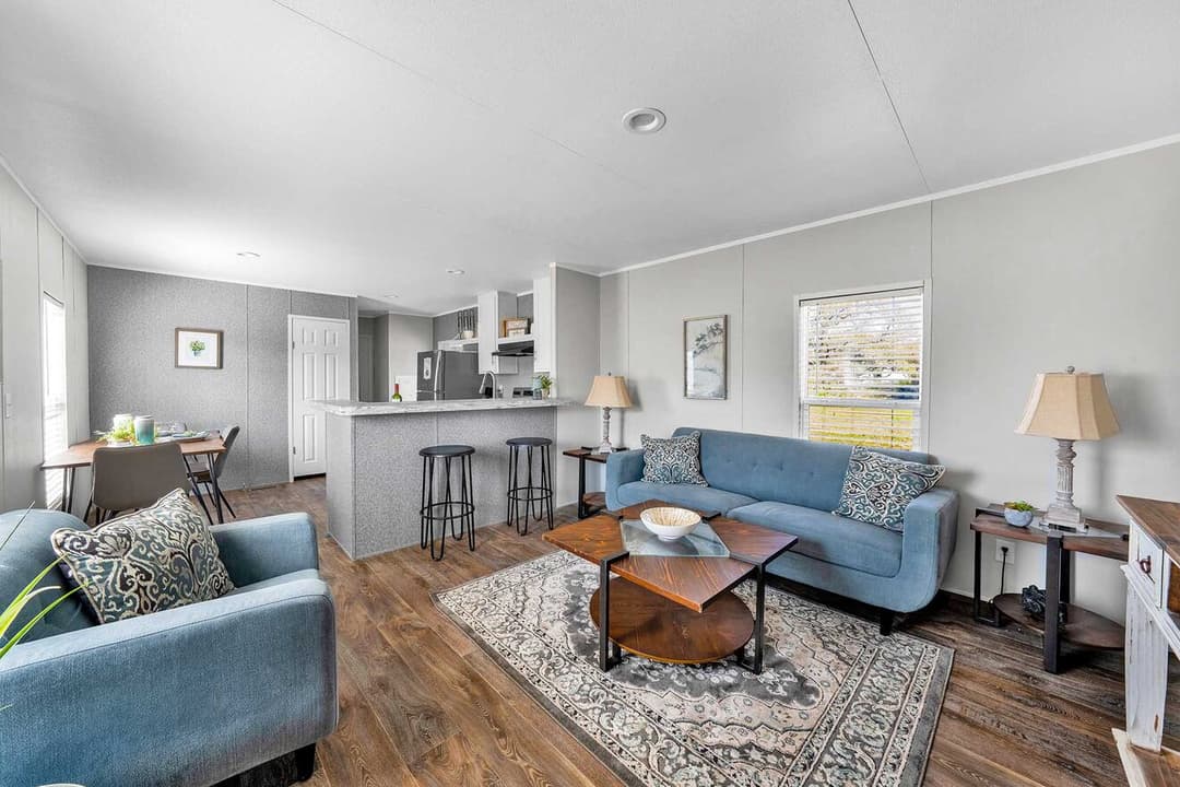 Valuhomes 14663p interior home features