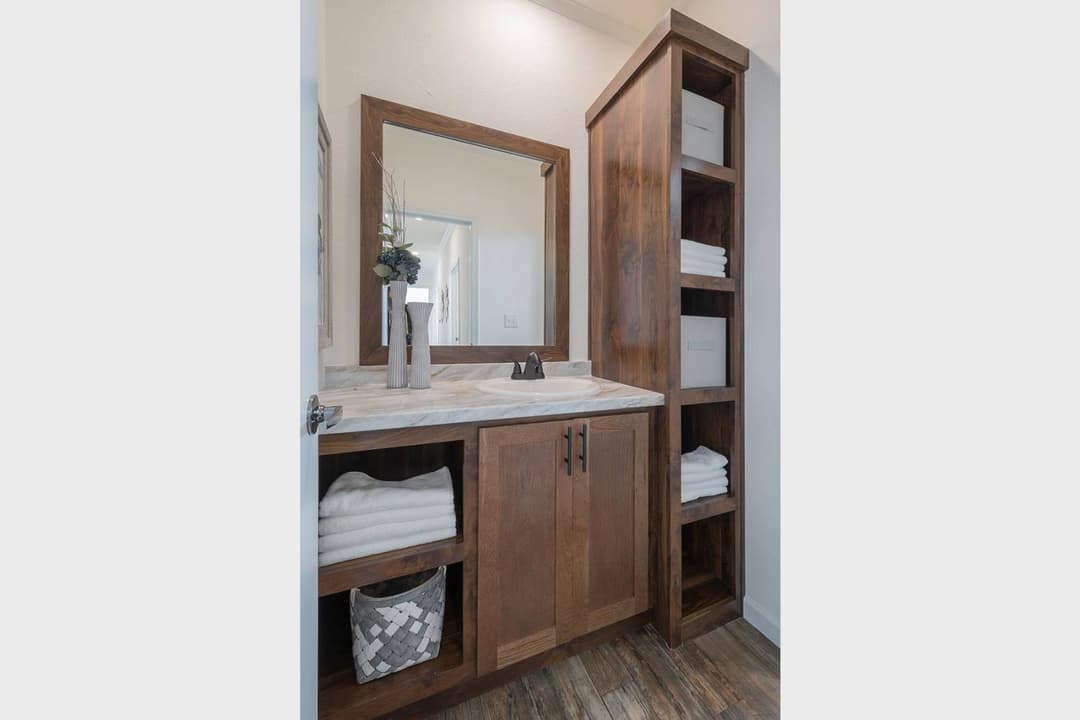 Innovation 3276n bathroom home features