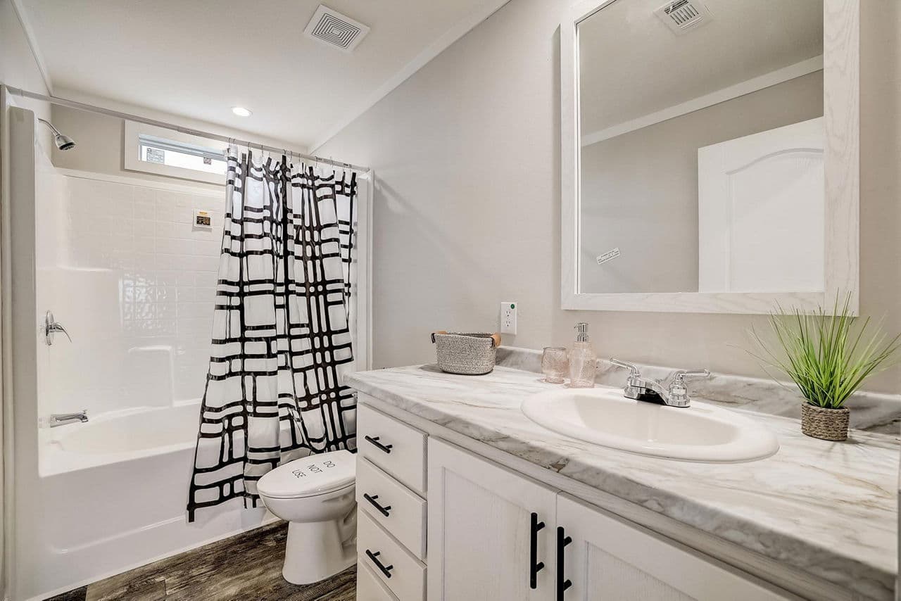 The desire bathroom home features