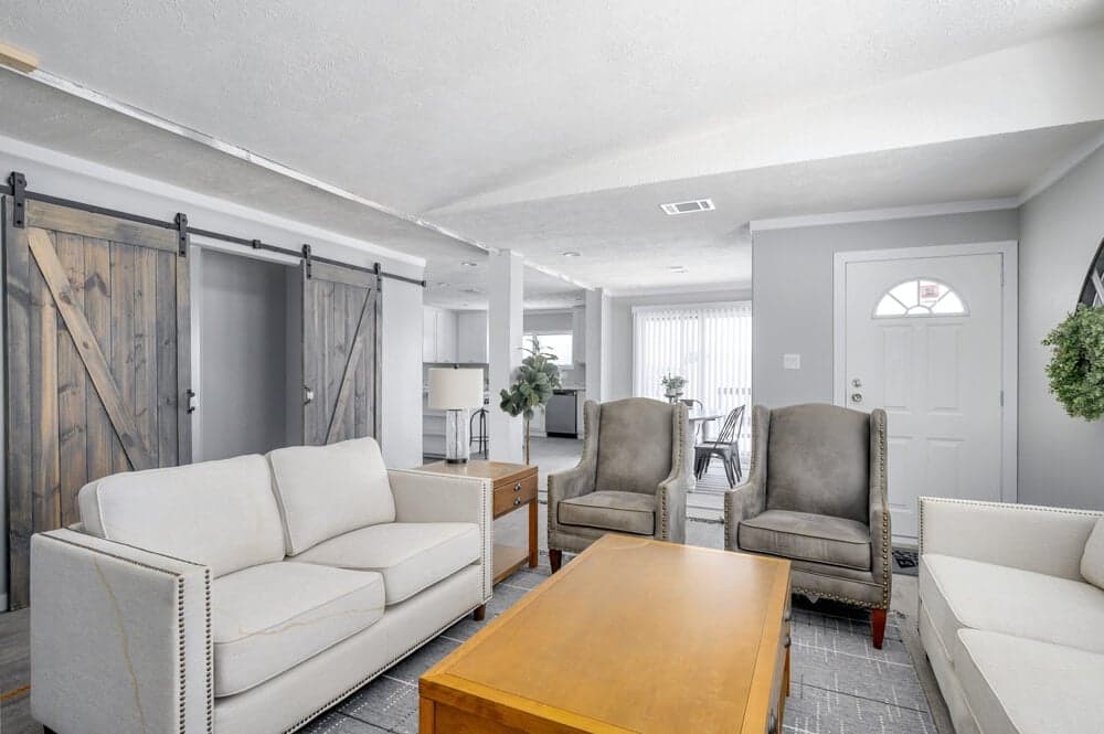 The charleston interior home features