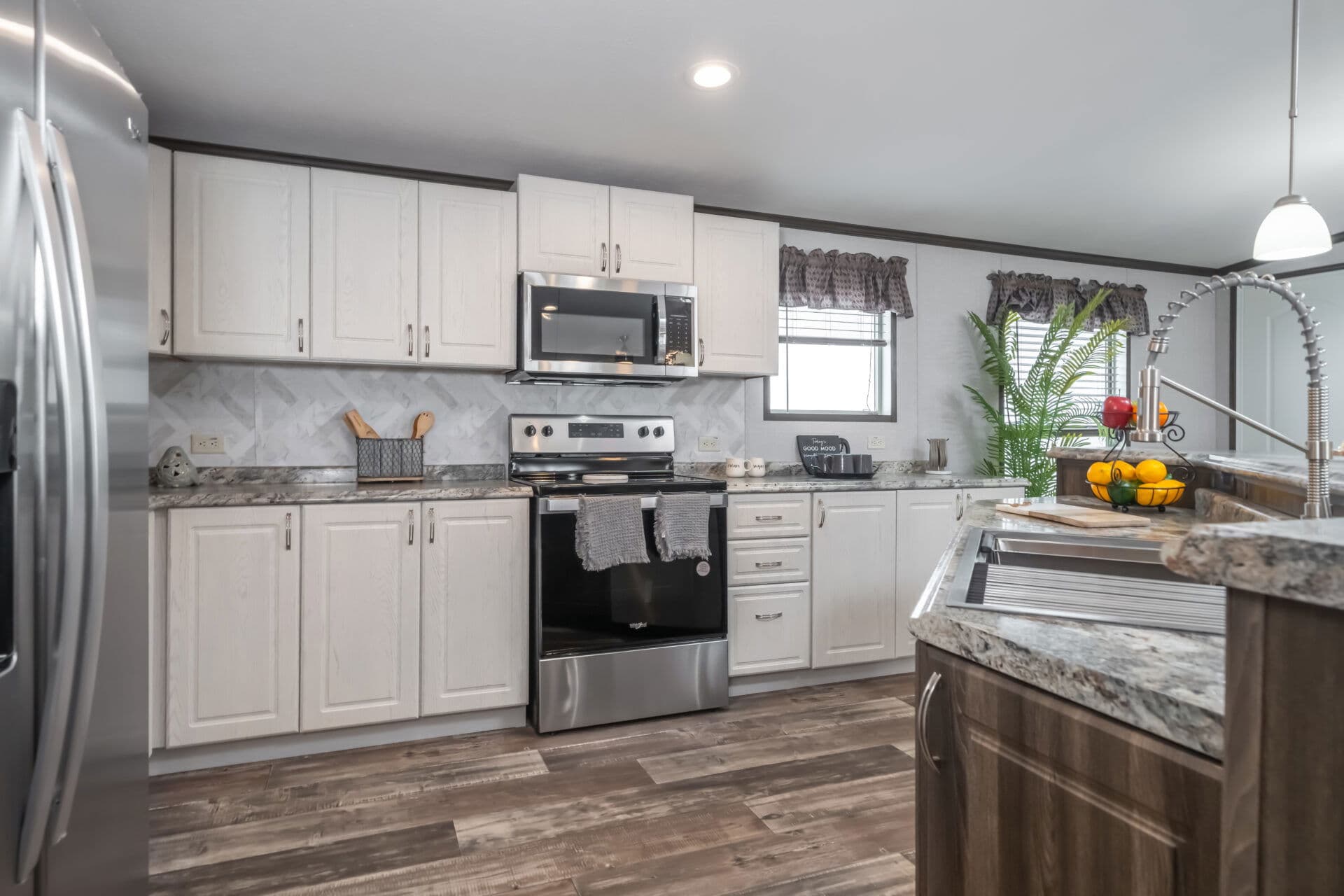 Select s-3256-42a kitchen home features