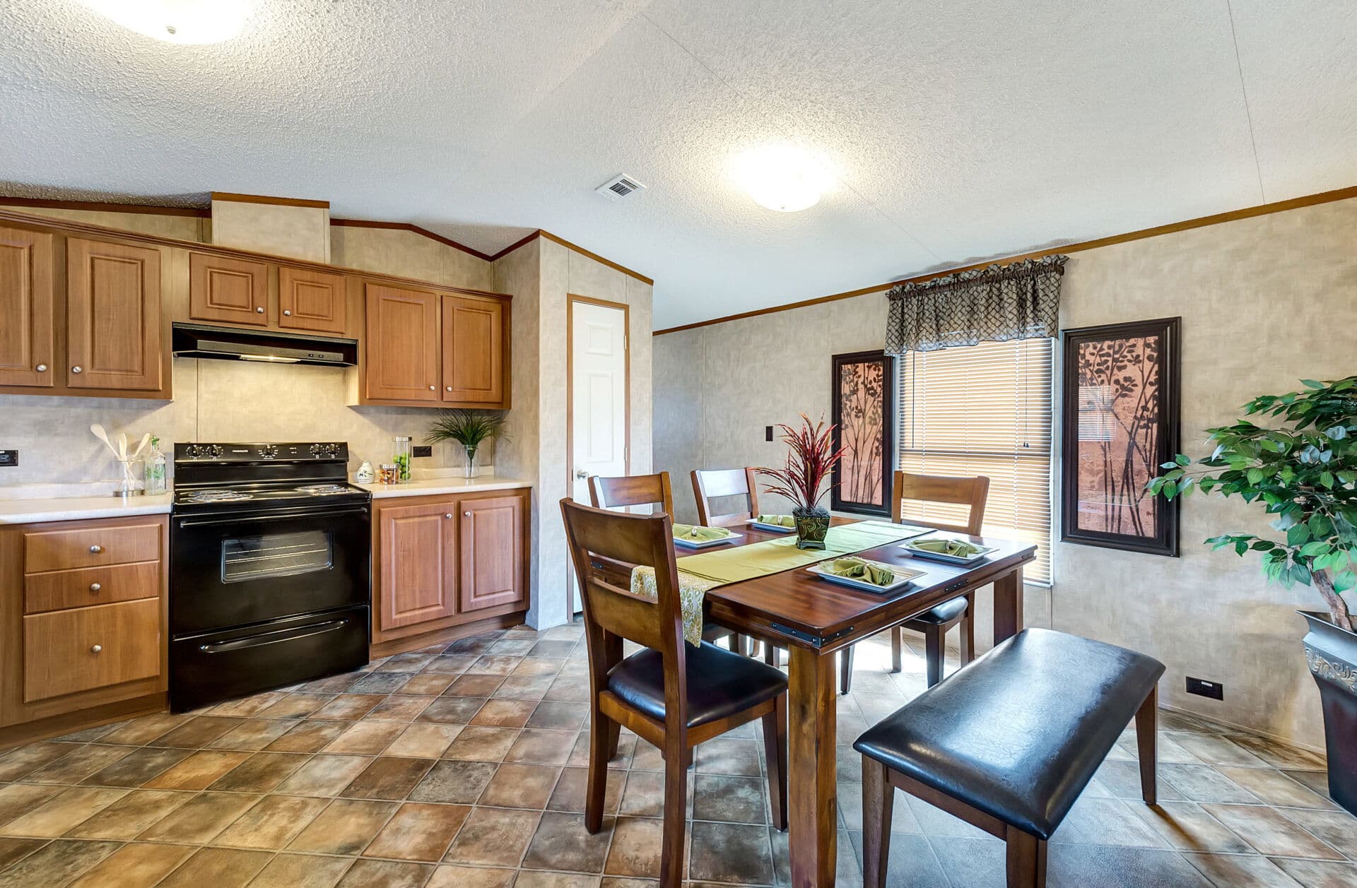 Select s-1684-42a kitchen home features