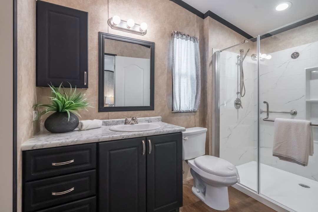 Classic c-1680-32flp bathroom home features