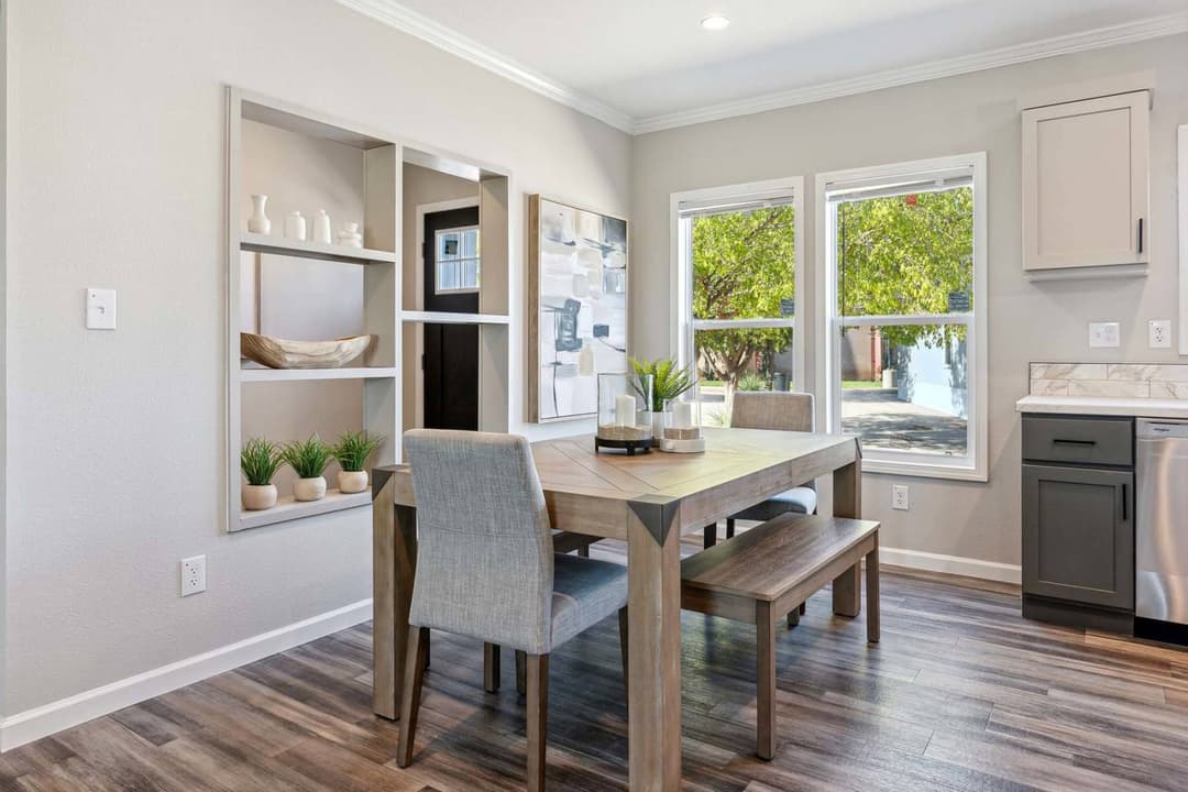 Innovation 3268h interior home features