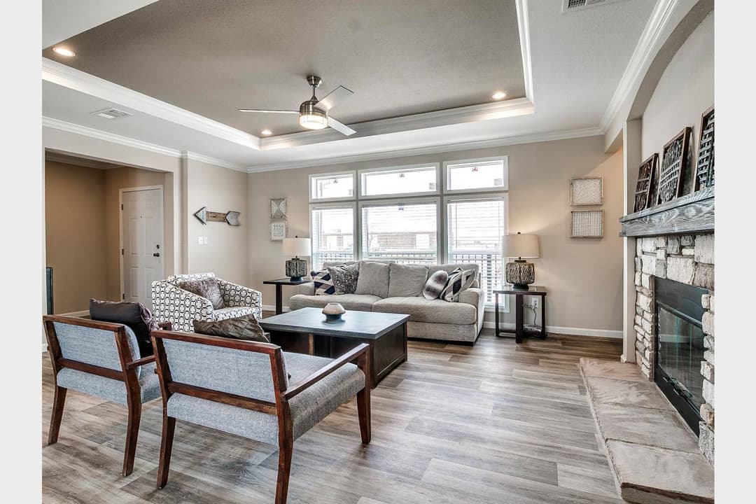 Titan extreme 3276t [the memphis] interior home features