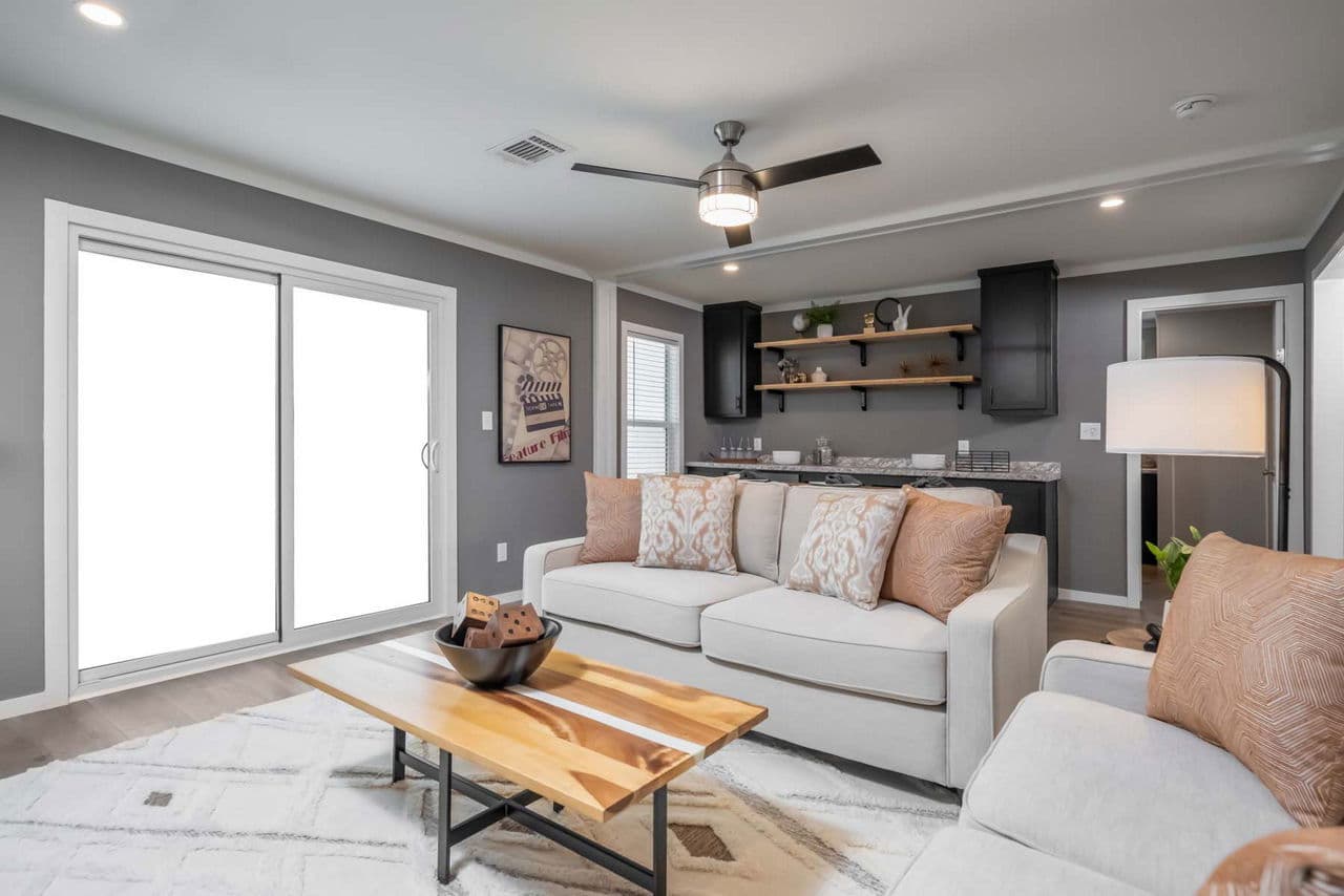 Bourbon interior home features