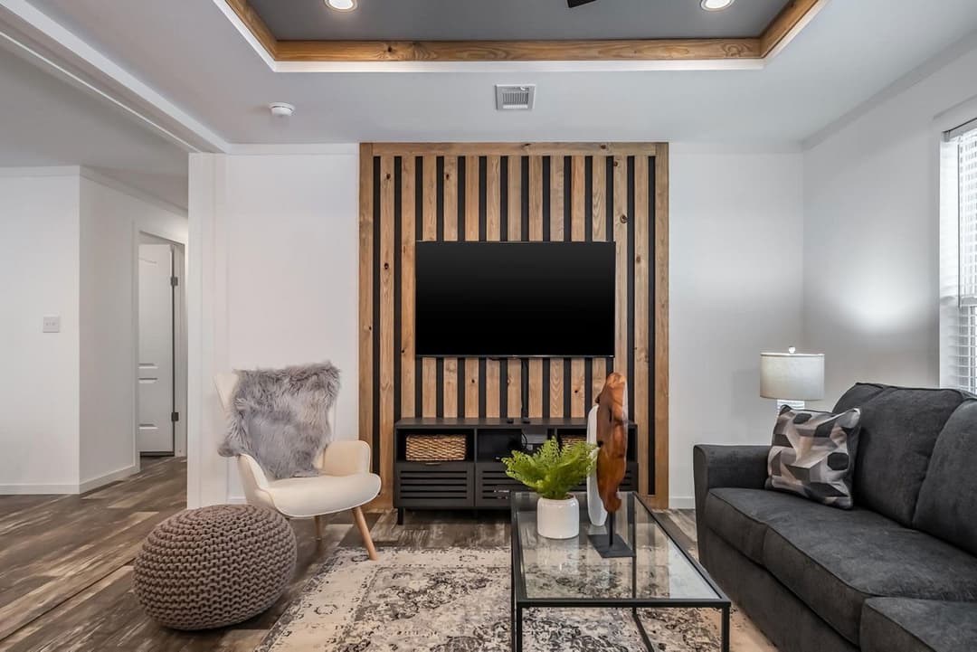 The pelican interior home features