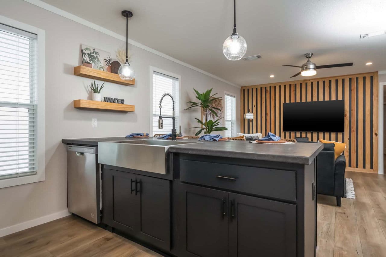 Mcalister kitchen home features