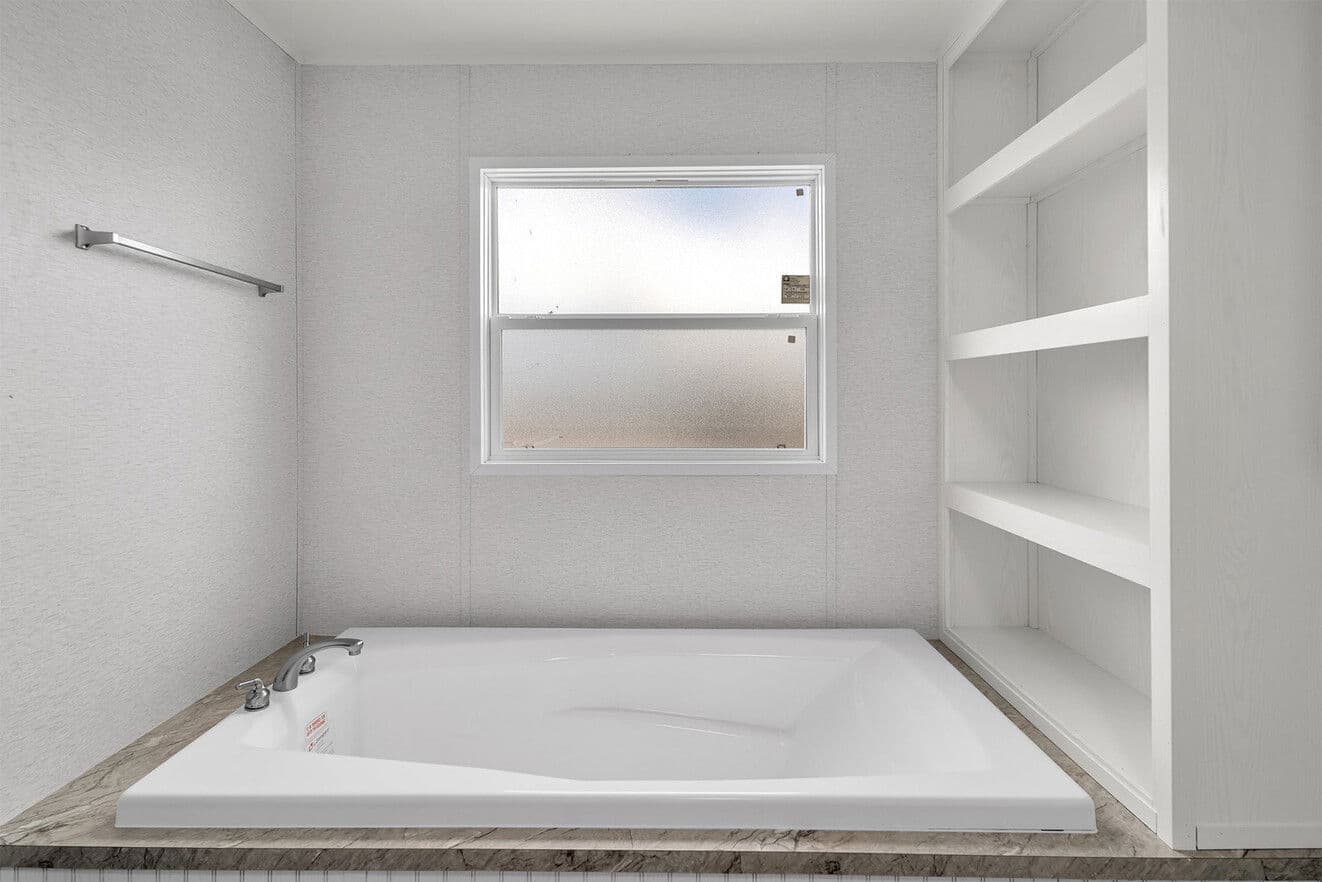 Valu maxx 28563m interior and bathroom home features