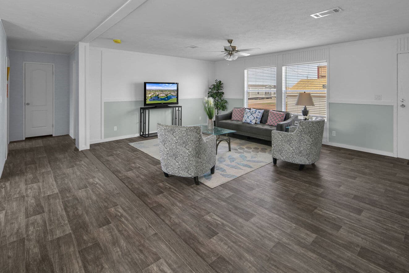 Valu maxx premier 32643e interior home features