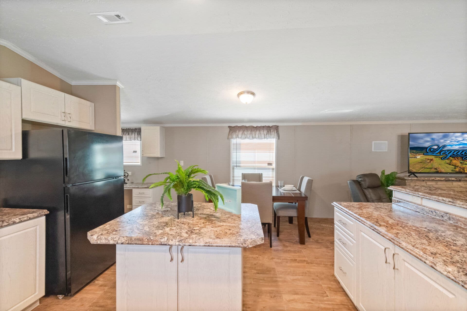 Classic c-1880-32f kitchen home features