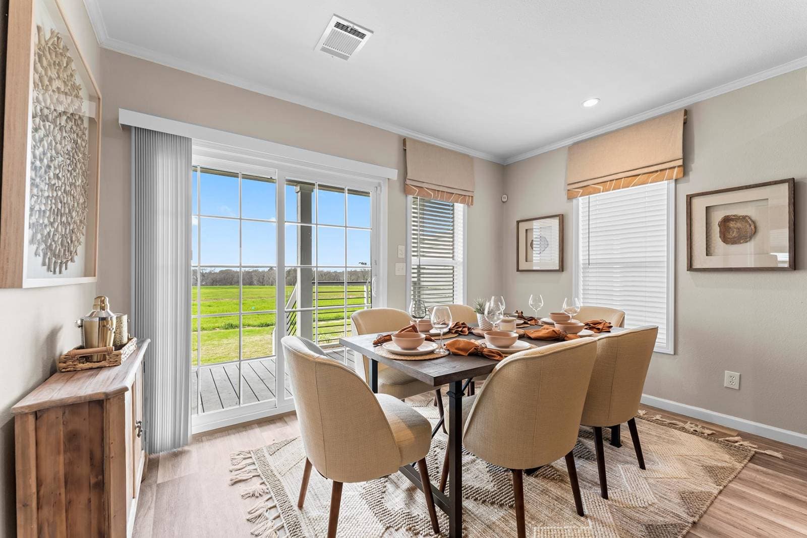 Innovation 2860s interior home features