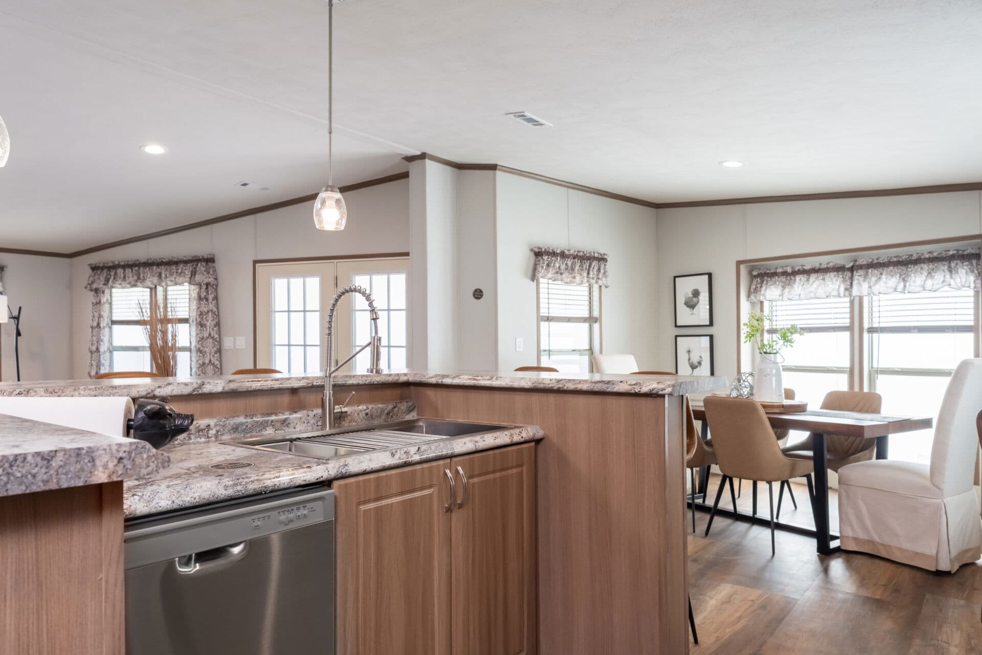 Heritage h-3264-32ap kitchen home features