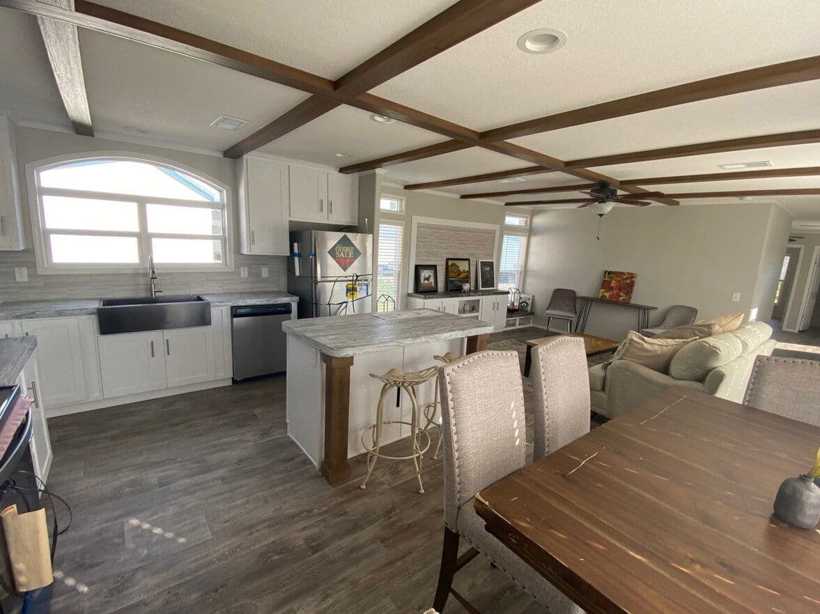 Pinnacle 18763p kitchen home features