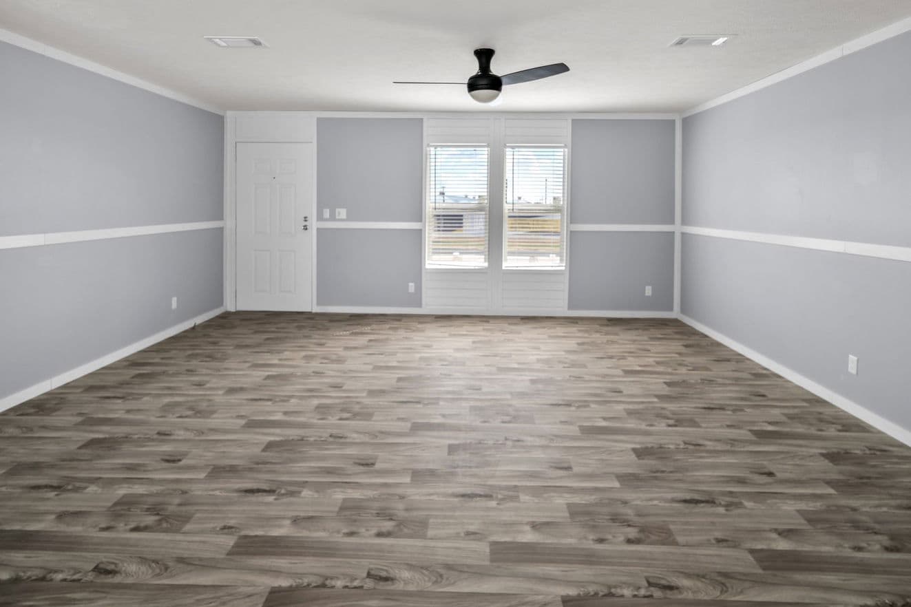 Valu maxx premier 32684f interior home features