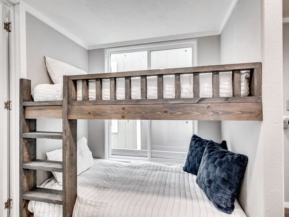 The anderson bedroom home features