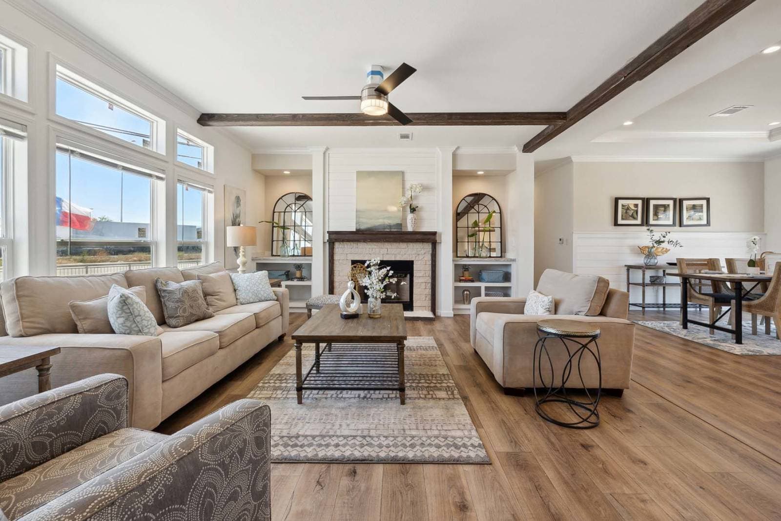 Titan extreme 3276t [the memphis] interior home features