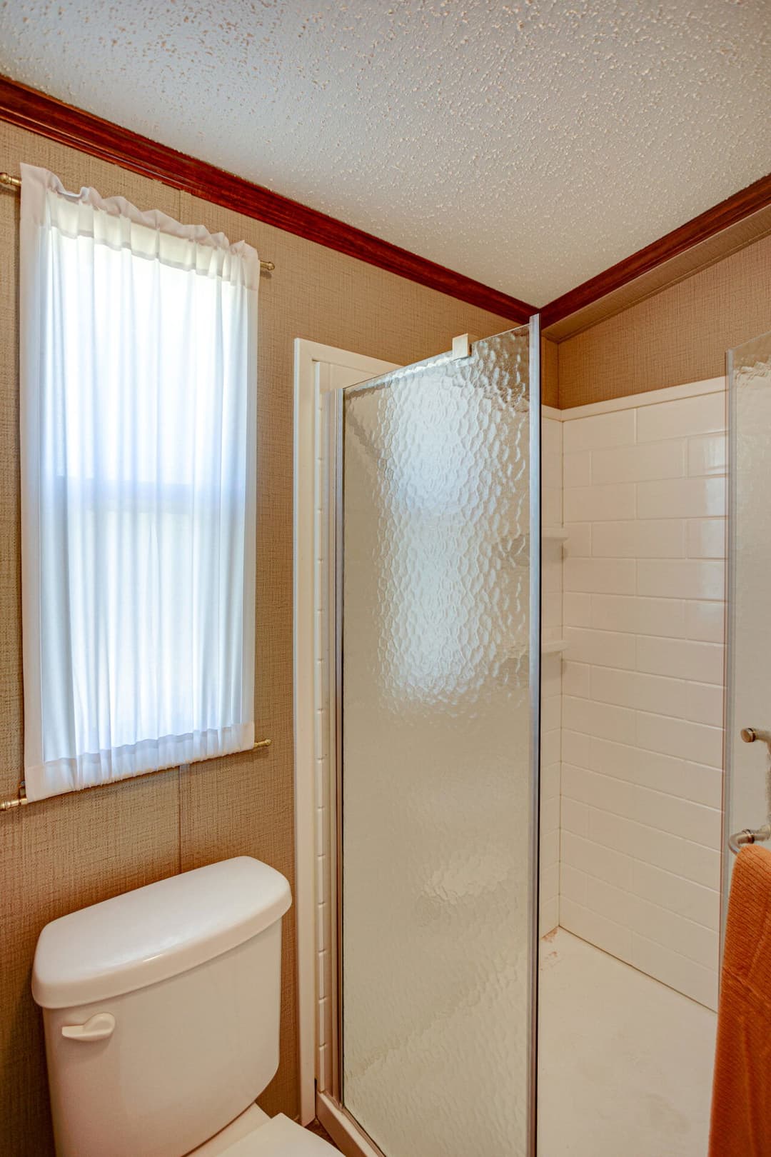 Classic c-1864-22a bathroom home features