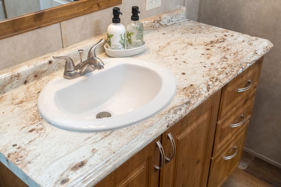 Classic c-3248-32b bathroom home features