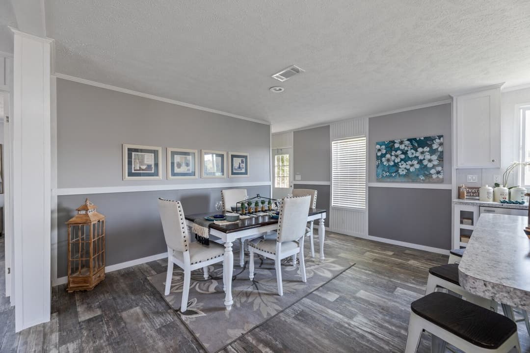 Valu premier 32483g interior home features