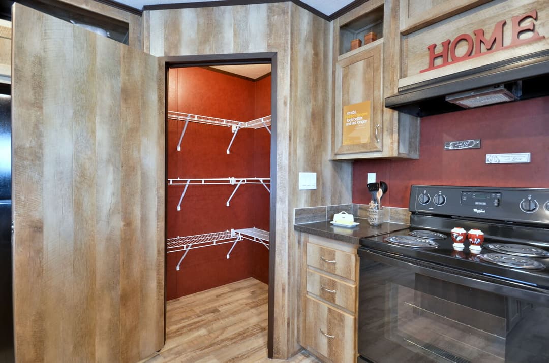 Alamo lite 28563t interior and kitchen home features