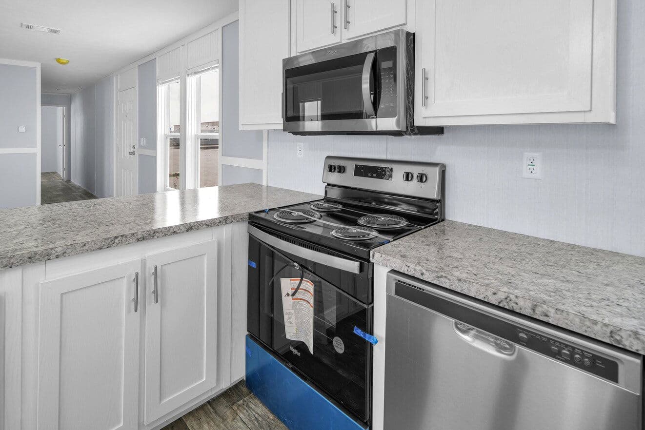 Alamo lite 16763r interior and kitchen home features