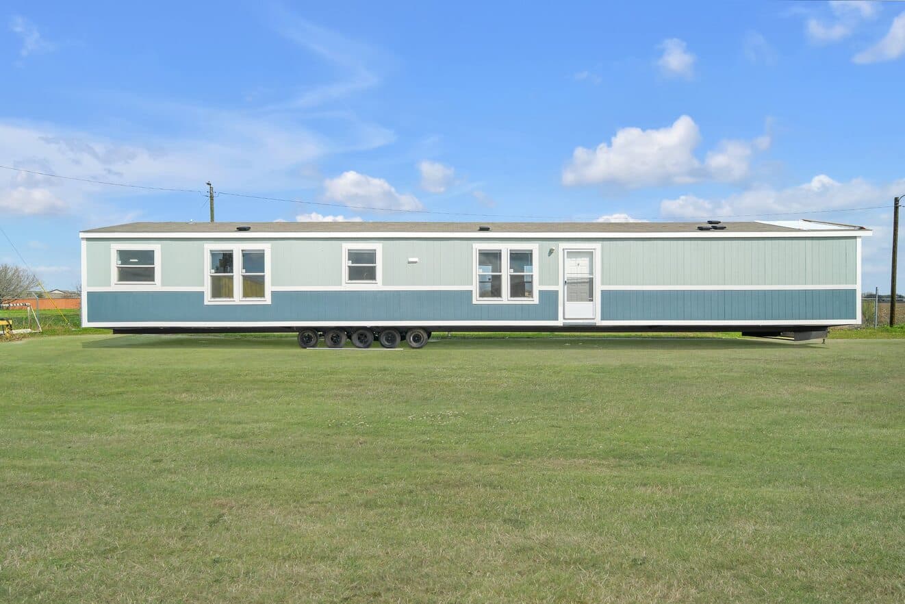 Alamo lite 16763r elevation and exterior home features