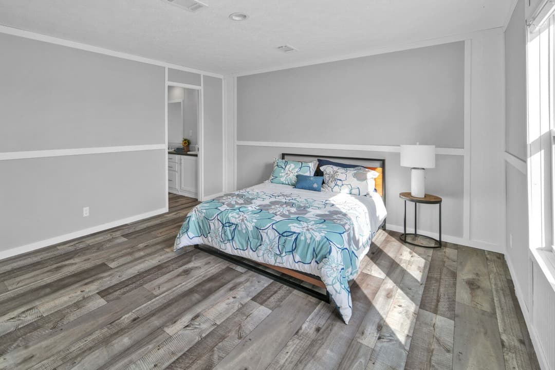 Alamo lite 28724t interior and bathroom home features