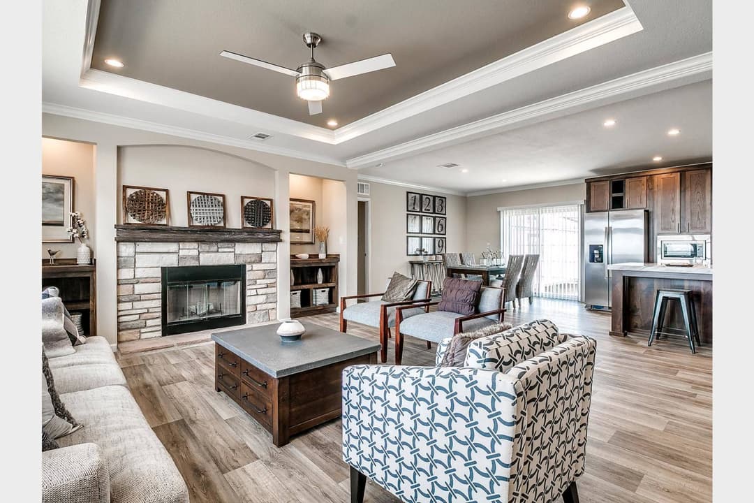 Titan extreme 3276t [the memphis] interior home features