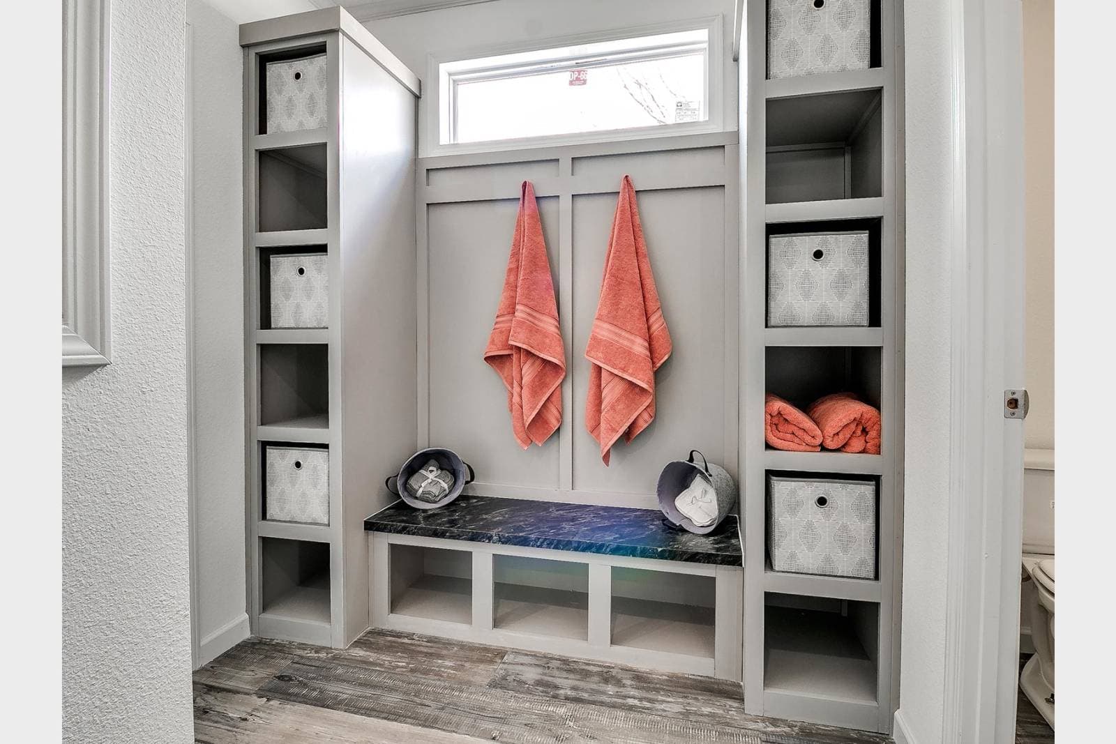 Titan extreme 3266a [the aspen] bathroom home features