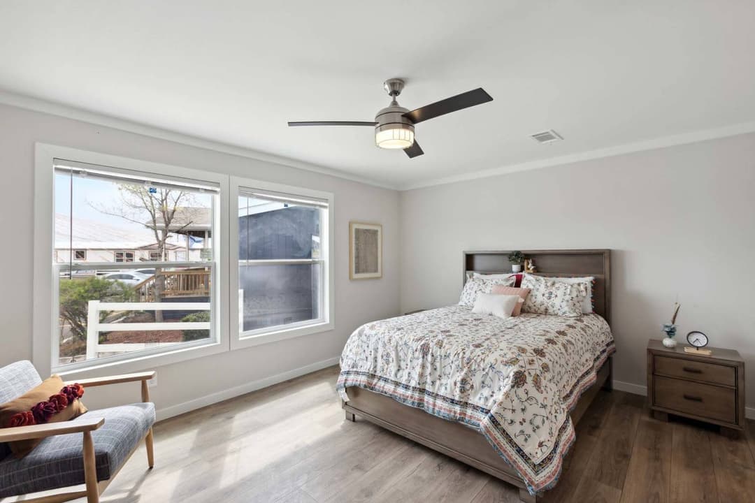 Ws2856h bedroom home features