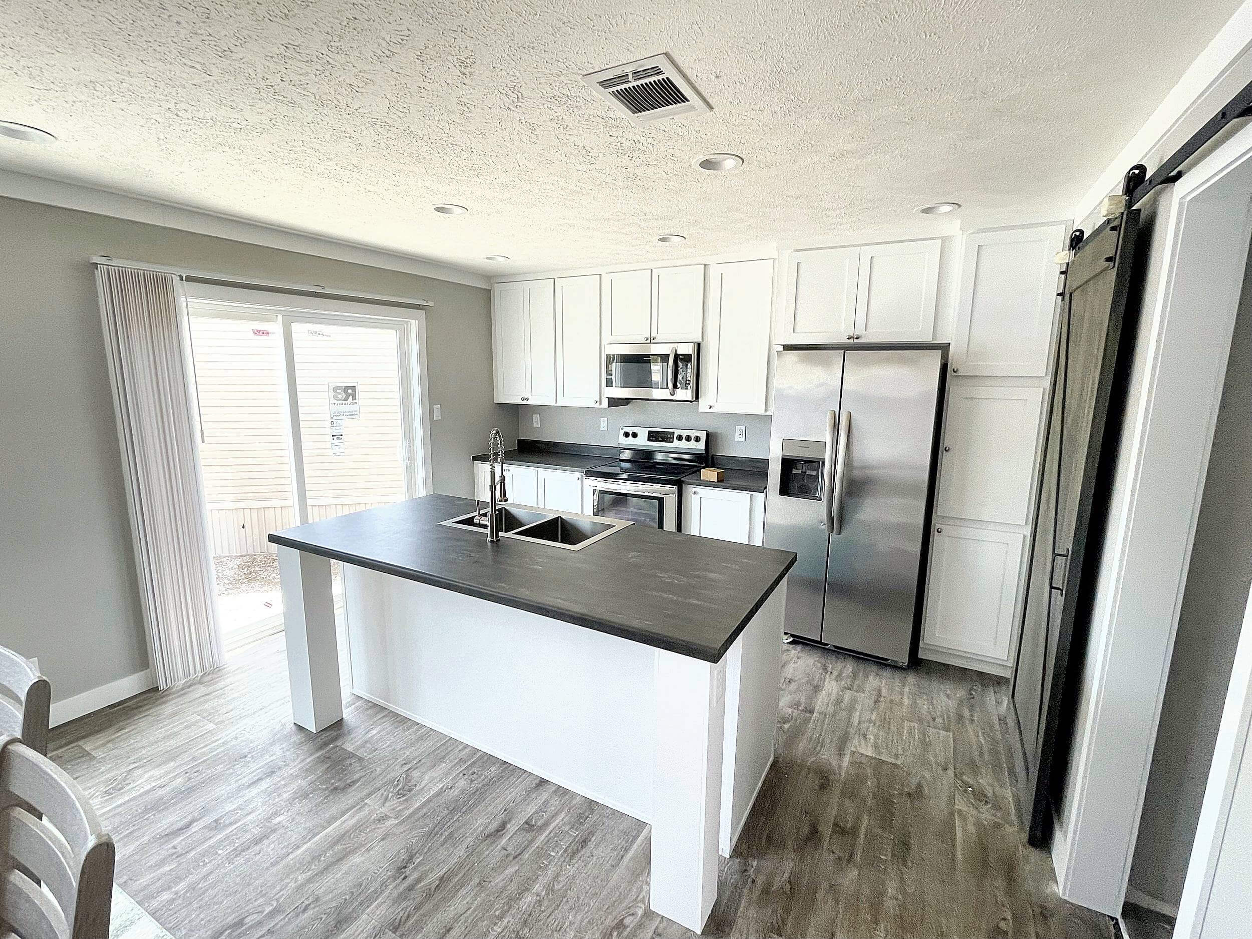 The stephens kitchen and hero home features