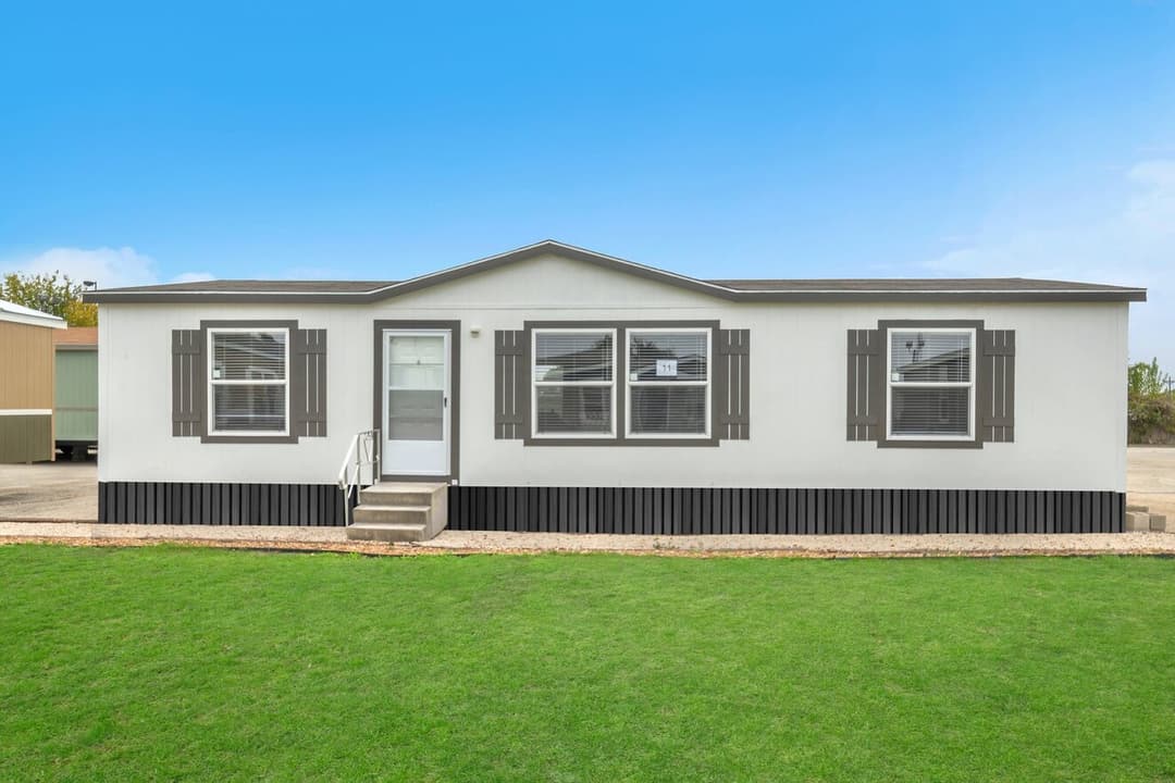 Valu 28483u elevation and exterior home features