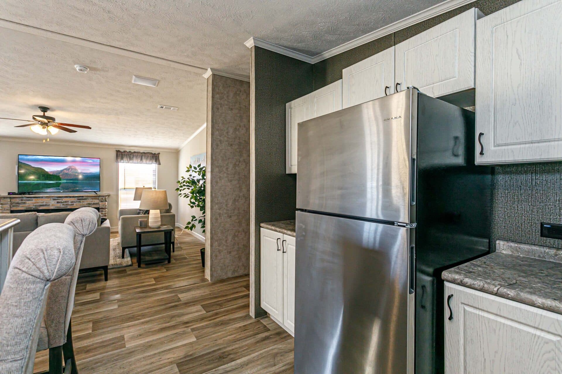 Classic c-3264-32bp kitchen home features