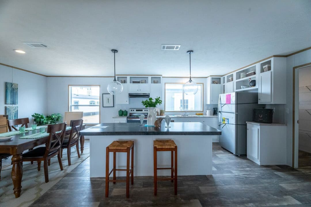 Valu premier 32684g interior home features