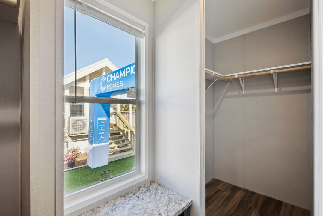 Sazerac interior home features