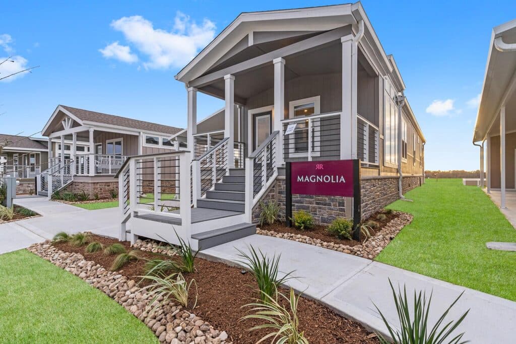 Innovation 3 exterior home features