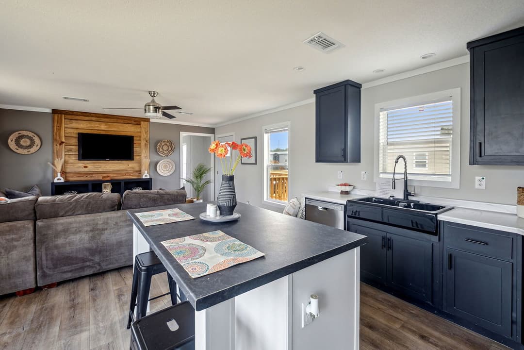 The tulane kitchen and hero home features