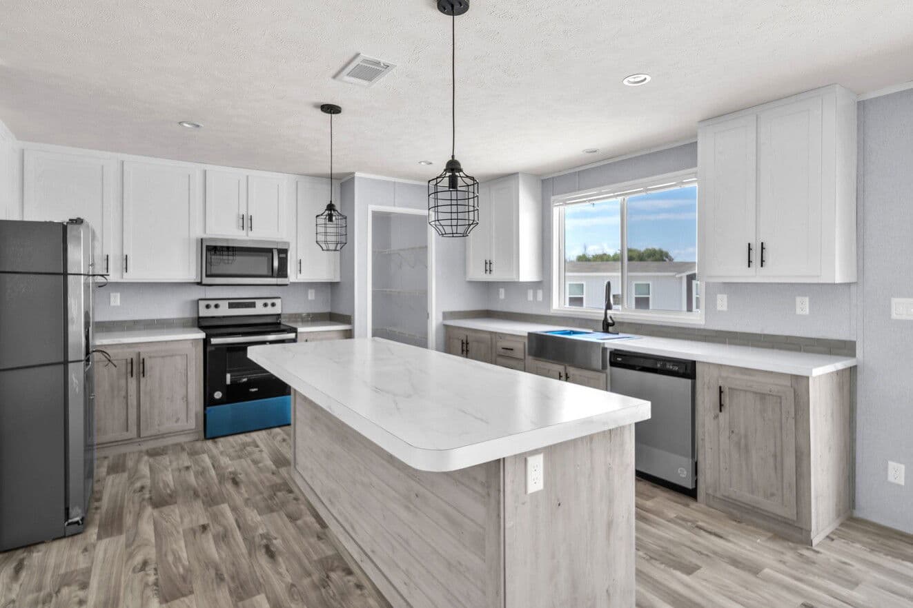 Valu maxx premier 32684f interior and kitchen home features