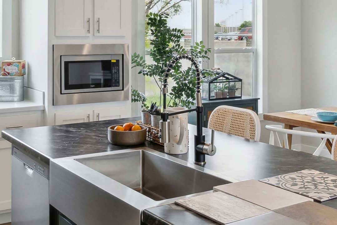 Ws2856h kitchen home features