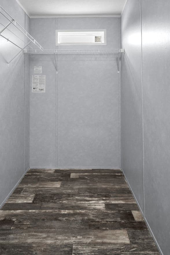 Valu premier 32724g interior home features