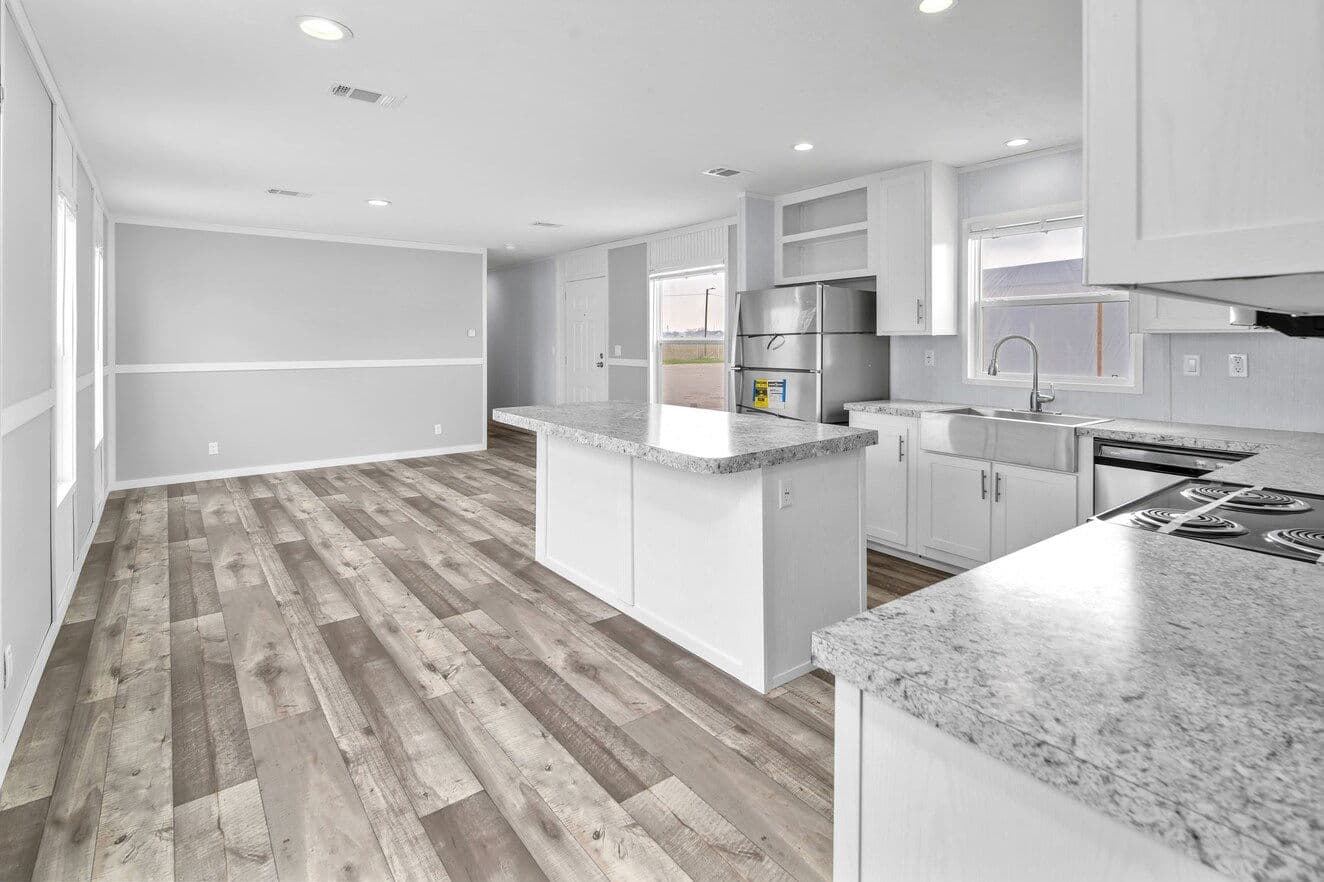 Alamo lite 16763s interior and kitchen home features