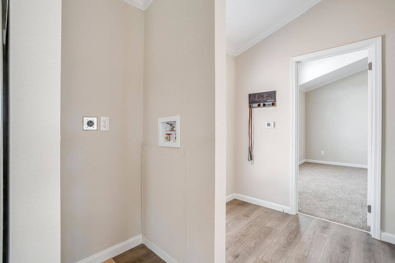 Innovation 1856h interior home features