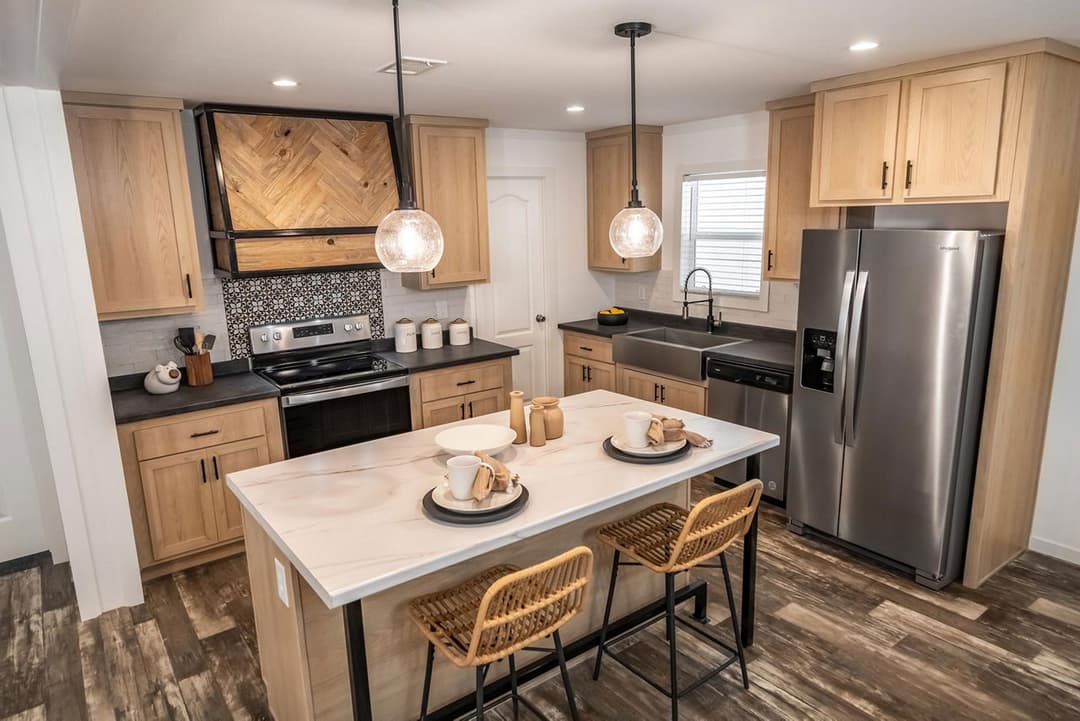 The pelican exterior home features