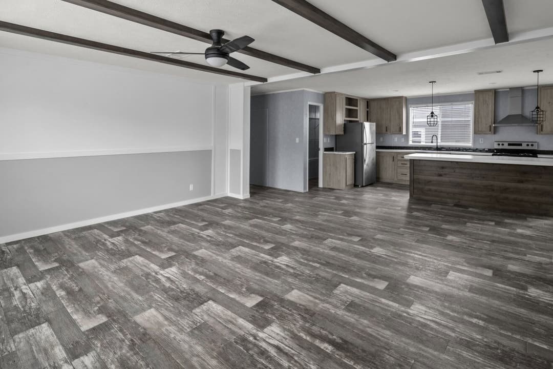 Valu premier 32724g interior home features