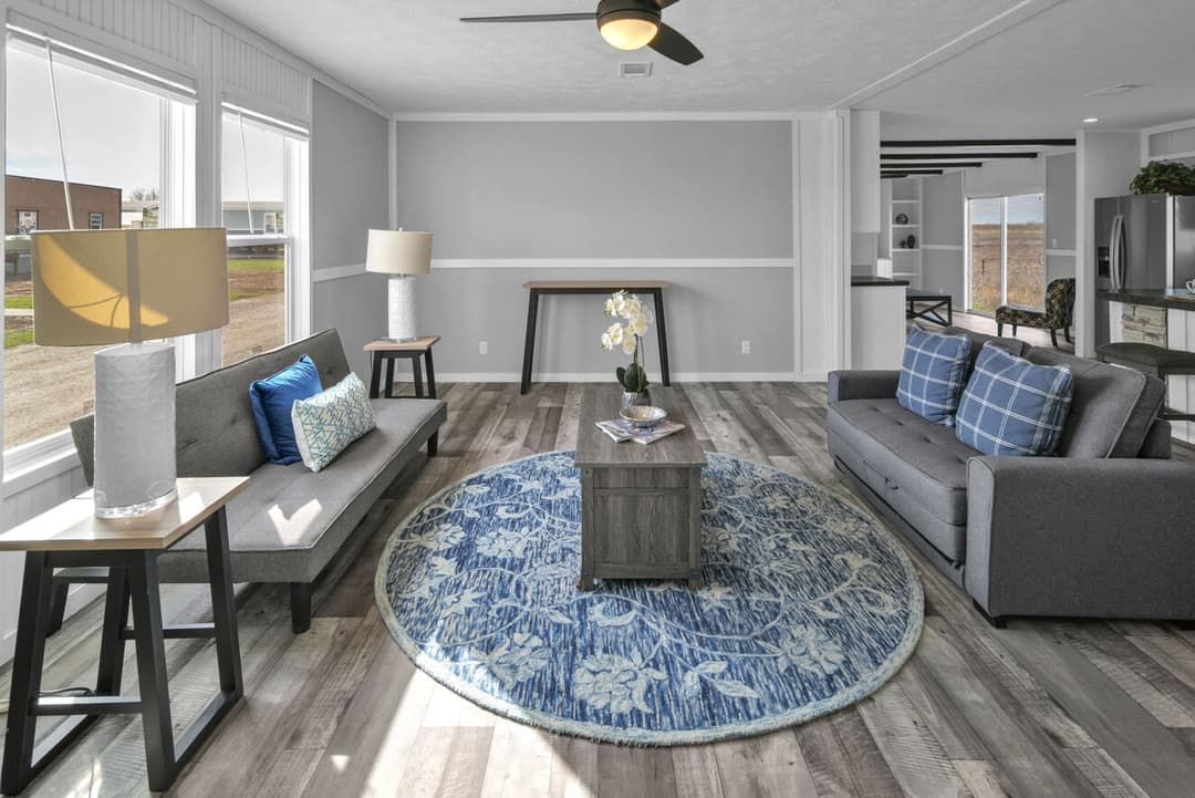 Alamo lite 28724t interior home features